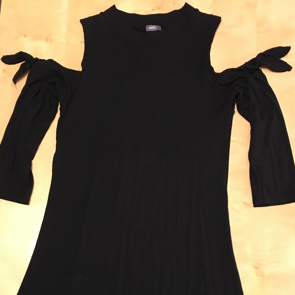 Aerie Black Tie Shoulder Dress - Picture 5 of 12